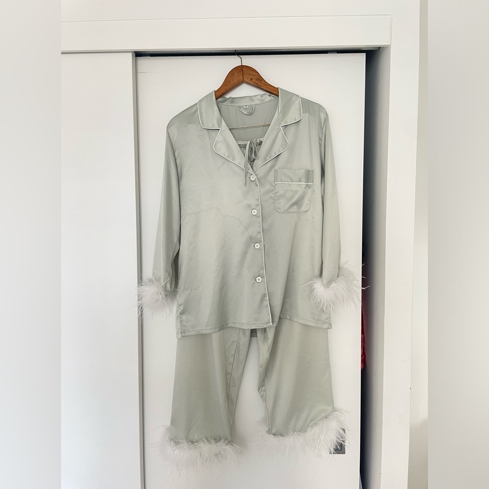 Satin Feather Pyjama Set - Medium